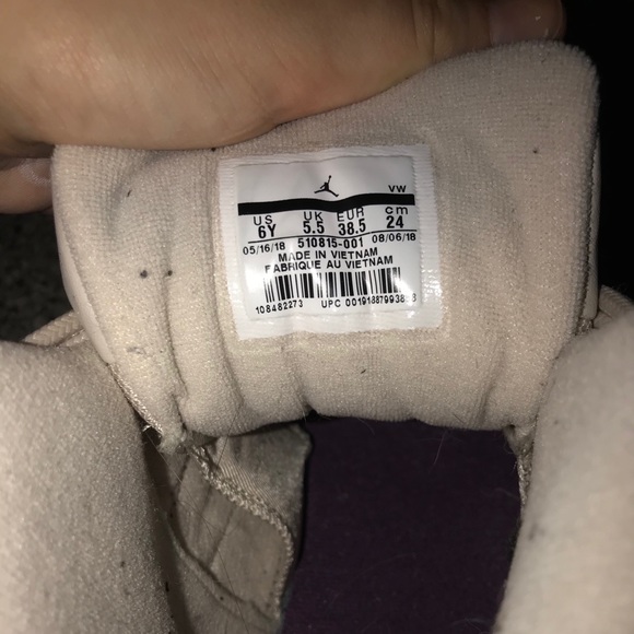 Jordan 12 - Picture 4 of 4